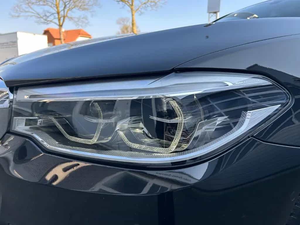 BMW 5 Series 520d M Sport Touring 11/2019-photo-6