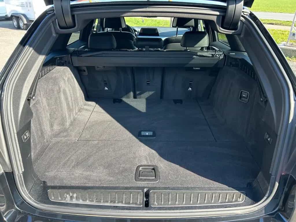 BMW 5 Series 520d M Sport Touring 11/2019-photo-7