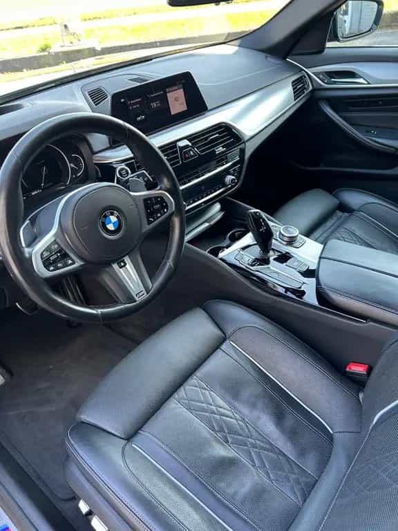 BMW 5 Series 520d M Sport Touring 11/2019-photo-8