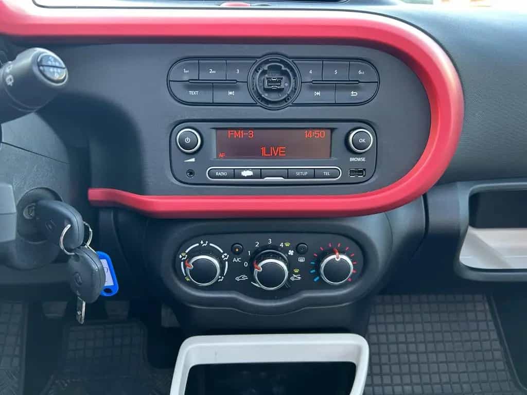 Renault Twingo Dynamique *Schiebedach* 03/2015-photo-26