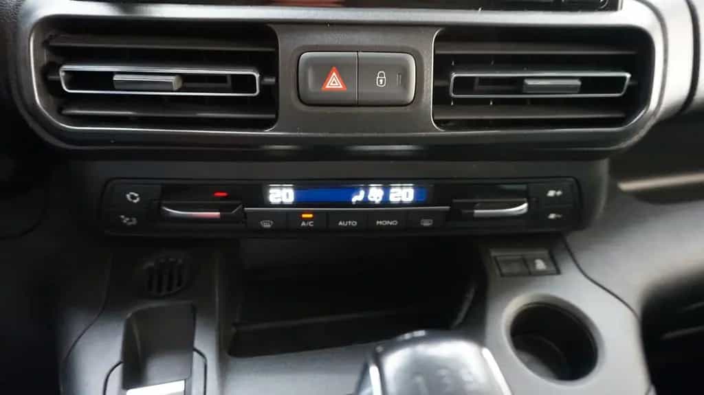 Citroën Berlingo Feel M *1.Hand*Carplay*Navi*Kamera* 03/2019-photo-22