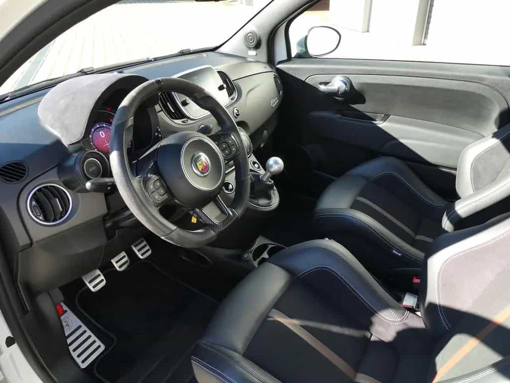 Abarth 695 70TH ANNIVERSARIO 1.4 T-JET NAVI CARPLAY XEN 04/2021-photo-8