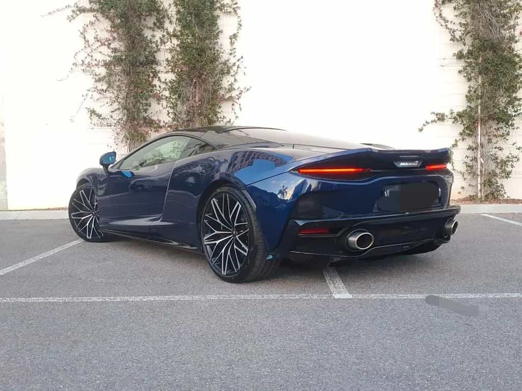 McLaren GT 04/2023-photo-4