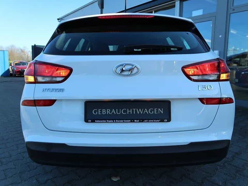 Hyundai i30 cw 1.0 T-GDI Trend*Allwetterreifen*LED Tagfa 12/2018-photo-3