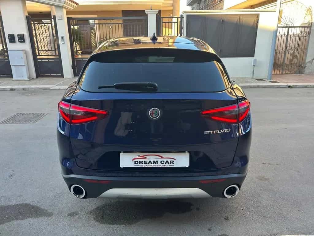 Alfa Romeo Stelvio 2.2 Turbodiesel 190 CV AT8 RW 08/2019-photo-11