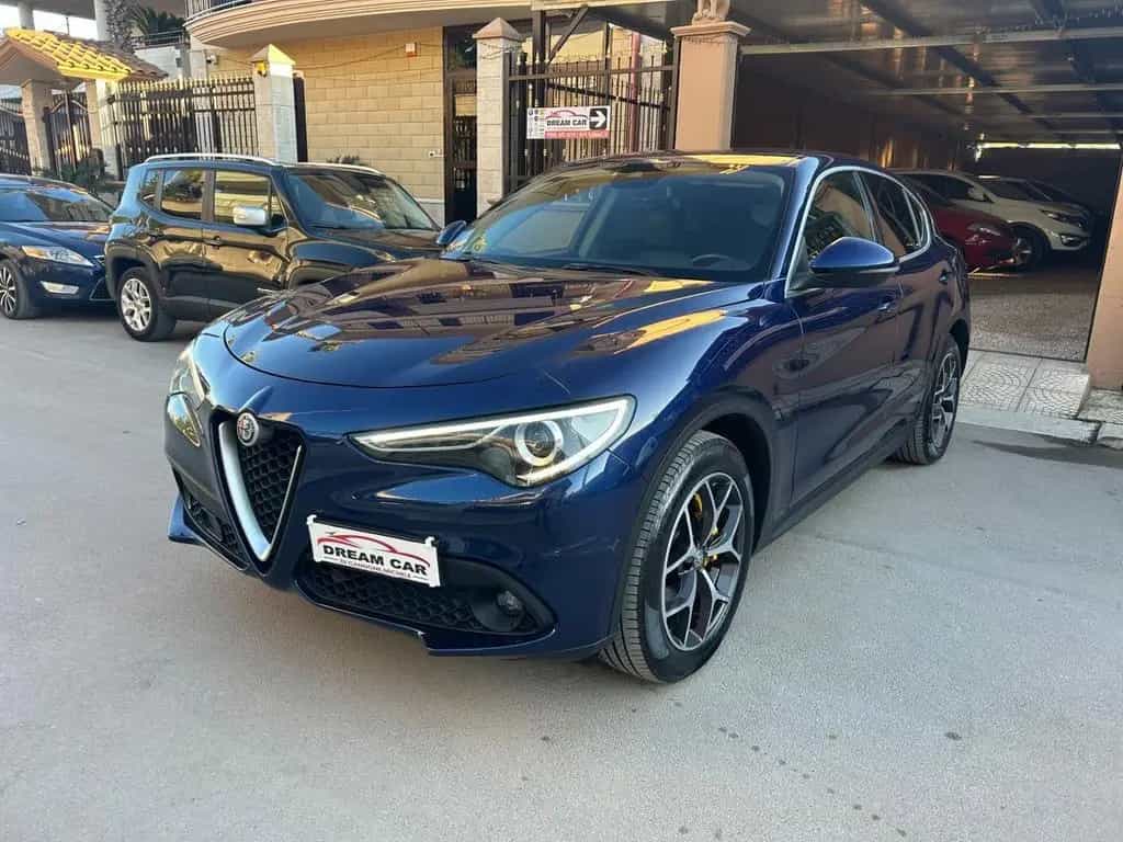 Alfa Romeo Stelvio 2.2 Turbodiesel 190 CV AT8 RW 08/2019-photo-3