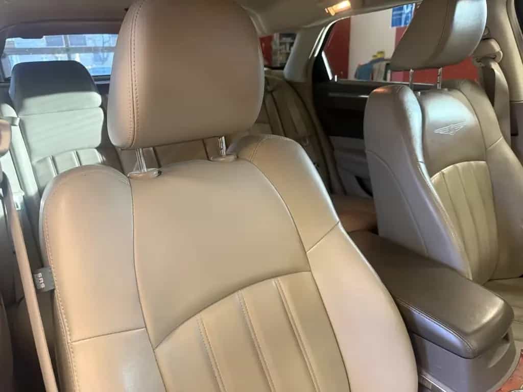 Chrysler 300C Touring 3.0 CRD Kombi,Navi,Xenon,1 Hand 06/2010-photo-7