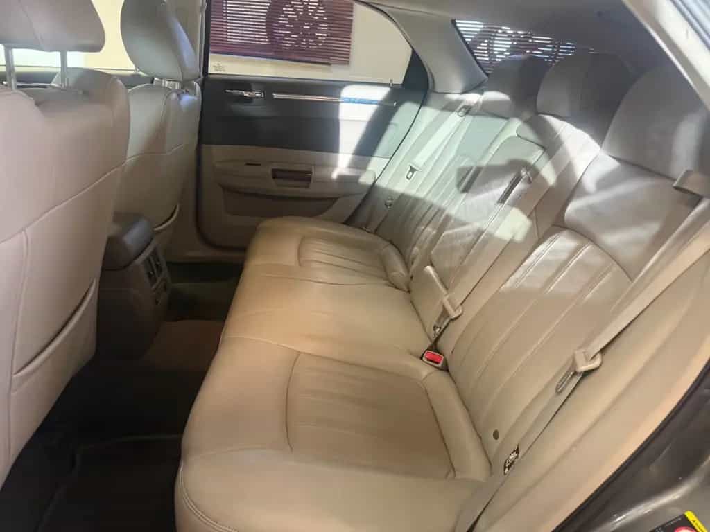 Chrysler 300C Touring 3.0 CRD Kombi,Navi,Xenon,1 Hand 06/2010-photo-8