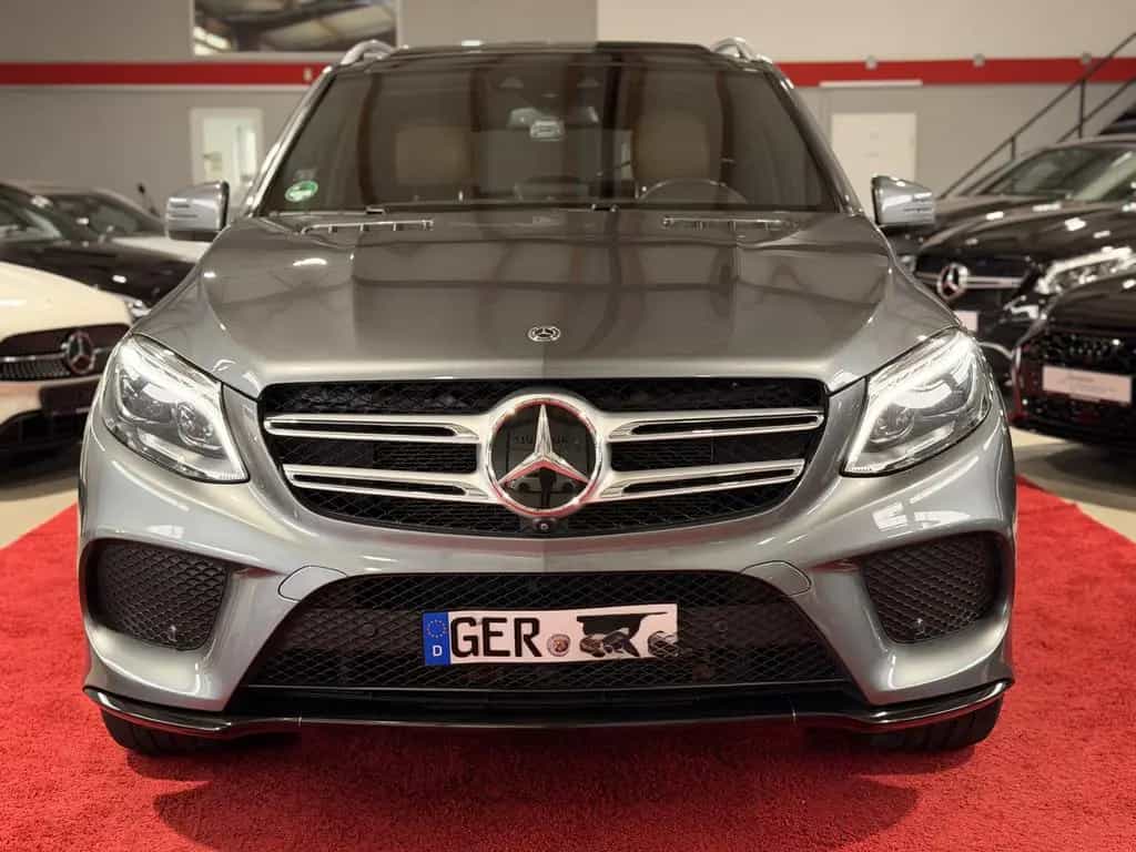 Mercedes-Benz GLE-Class 500 *4Matic*AMG*Distronic+Plus*360°H/K* 04/2018-photo-2