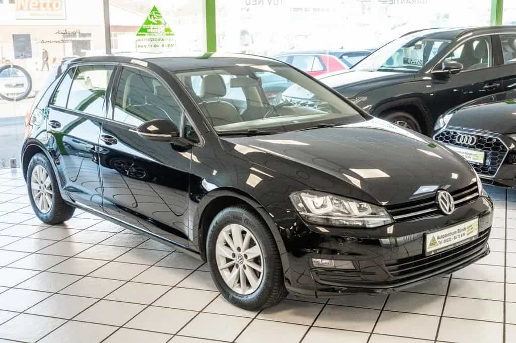 Volkswagen Golf VII 1.2 Benzin Highline Navi Kamera 03/2015-photo-0