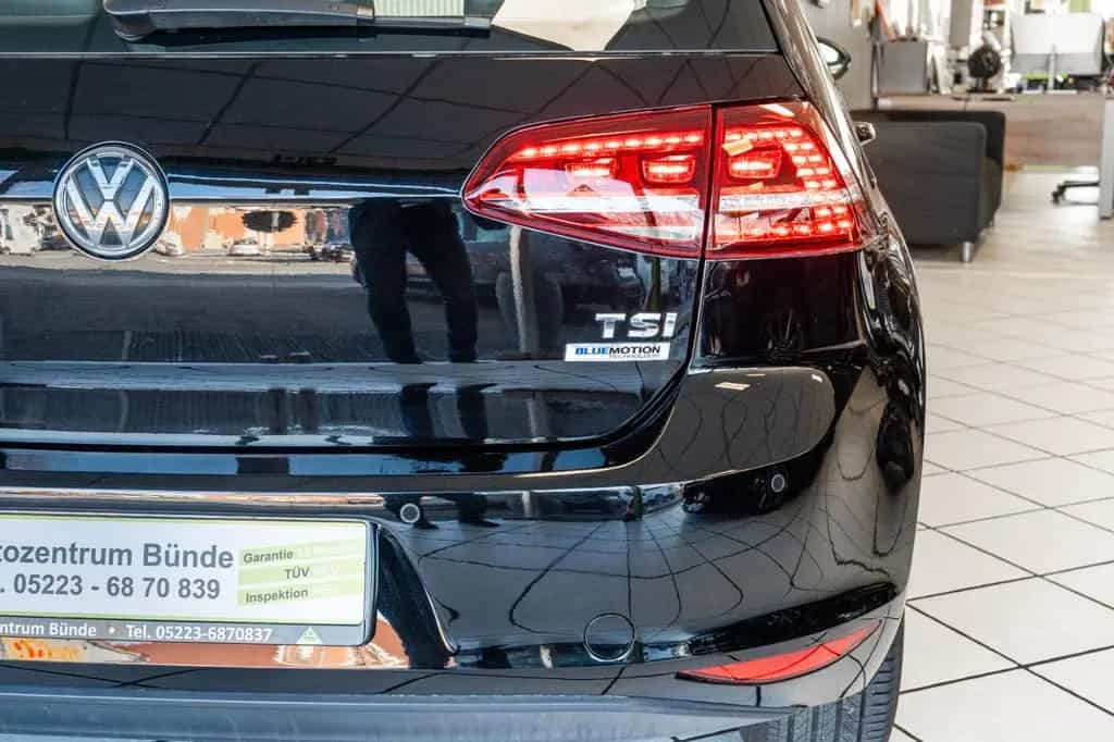 Volkswagen Golf VII 1.2 Benzin Highline Navi Kamera 03/2015-photo-12