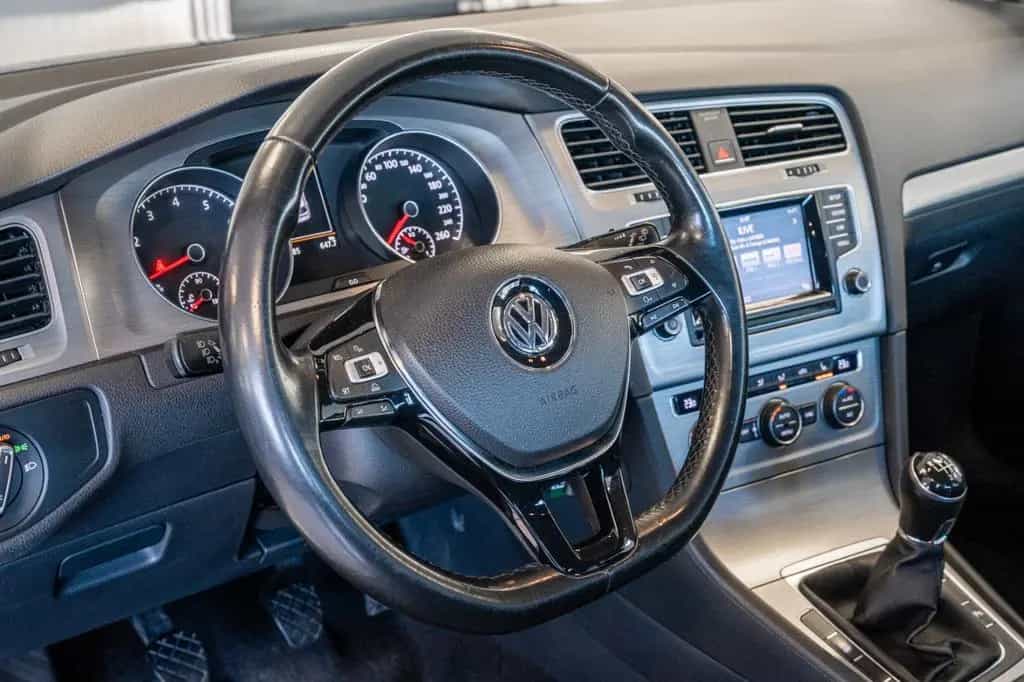 Volkswagen Golf VII 1.2 Benzin Highline Navi Kamera 03/2015-photo-15