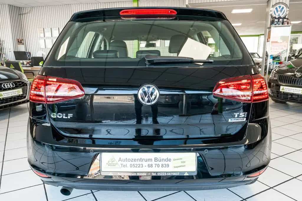 Volkswagen Golf VII 1.2 Benzin Highline Navi Kamera 03/2015-photo-9