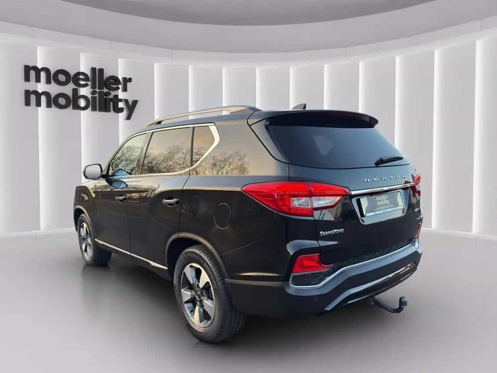 Ssangyong REXTON 2.2D  4x4 Autom., Leder, Navi, AHZV 3,5t 05/2019-photo-2