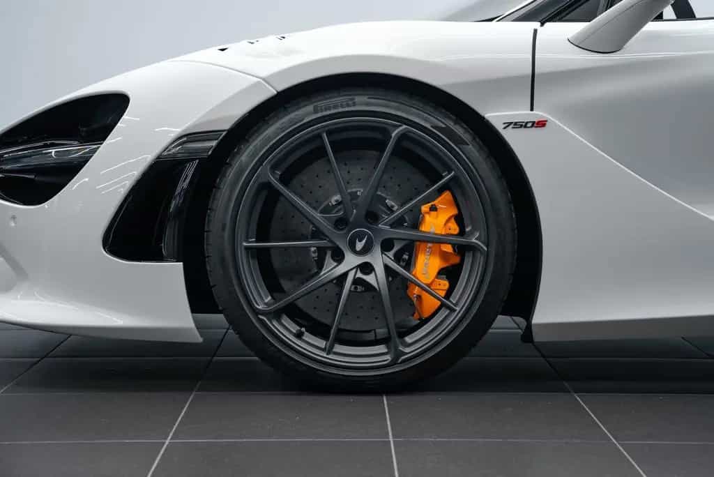McLaren 750S Spider CARBON/PERFORMANCE/360°CAMERA/B&W 02/2024-photo-5