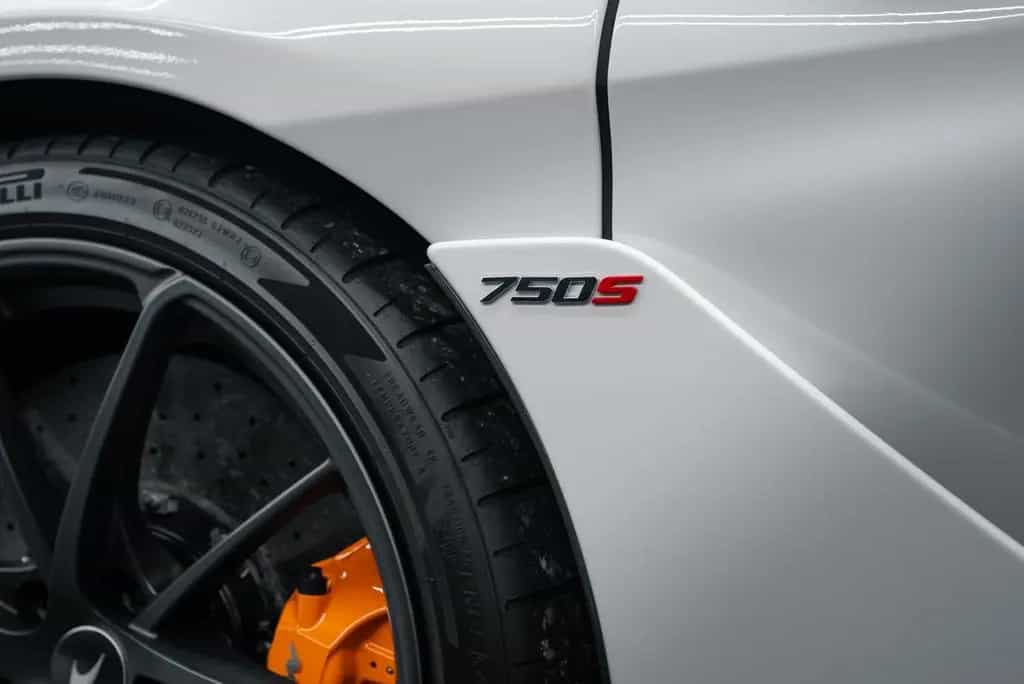 McLaren 750S Spider CARBON/PERFORMANCE/360°CAMERA/B&W 02/2024-photo-8