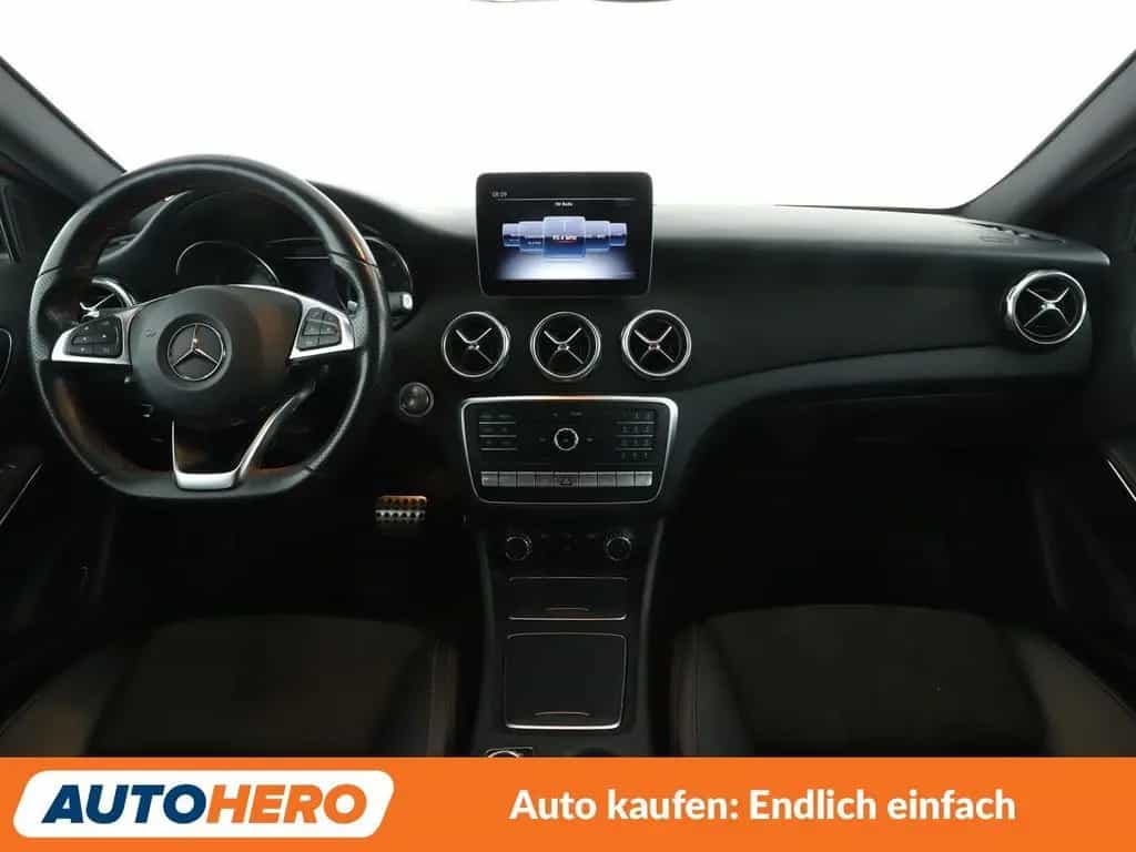 Mercedes-Benz GLA 250 4Matic AMG Line Aut.*LED*NAVI*TEMPO*PDC* 10/2018-photo-11