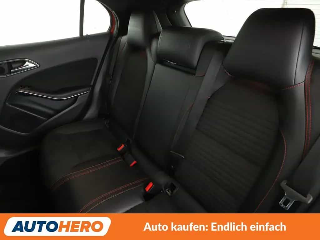 Mercedes-Benz GLA 250 4Matic AMG Line Aut.*LED*NAVI*TEMPO*PDC* 10/2018-photo-13
