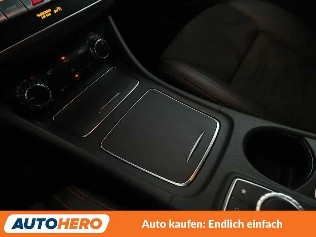 Mercedes-Benz GLA 250 4Matic AMG Line Aut.*LED*NAVI*TEMPO*PDC* 10/2018-photo-24