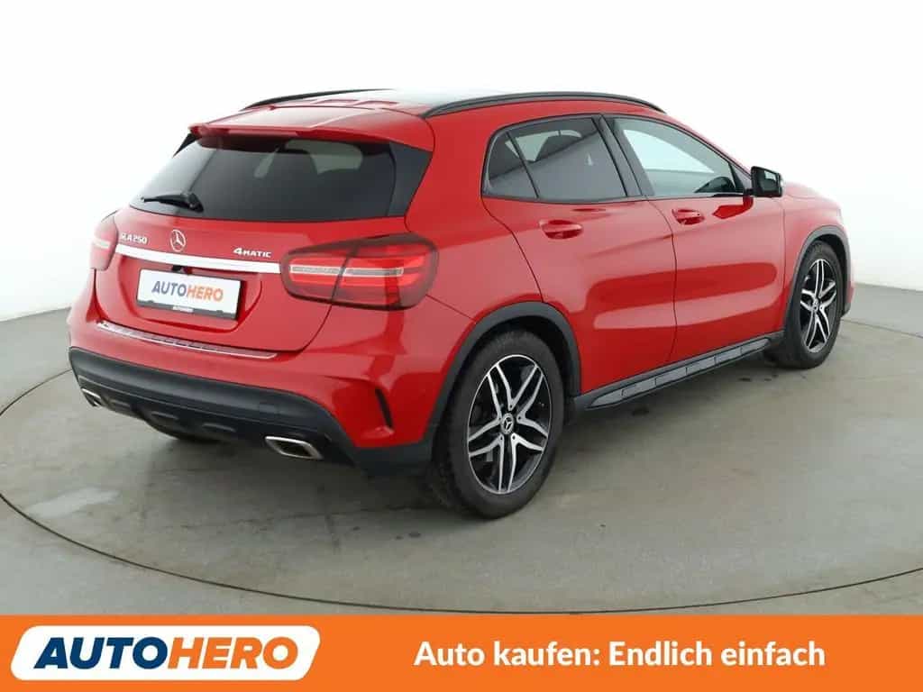 Mercedes-Benz GLA 250 4Matic AMG Line Aut.*LED*NAVI*TEMPO*PDC* 10/2018-photo-5
