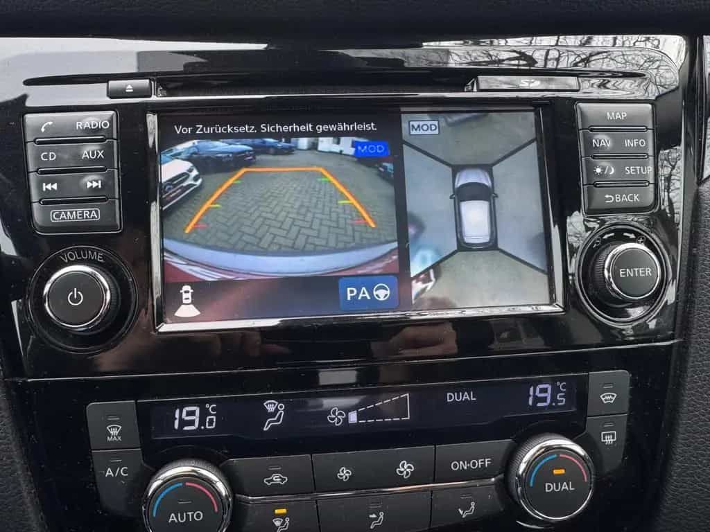 Nissan Qashqai Tekna*360*LED*KEYLESS*TEMPO*NAVI 01/2016-photo-14
