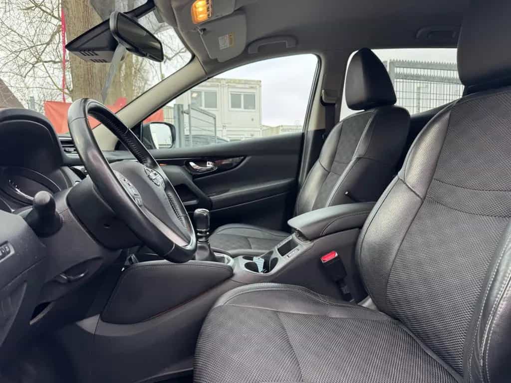 Nissan Qashqai Tekna*360*LED*KEYLESS*TEMPO*NAVI 01/2016-photo-19