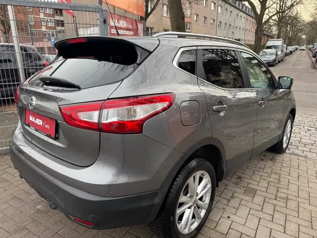 Nissan Qashqai Tekna*360*LED*KEYLESS*TEMPO*NAVI 01/2016-photo-8