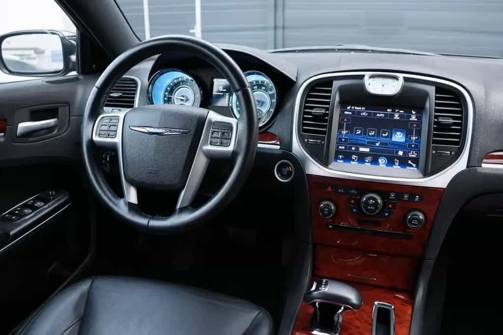 Chrysler 300C V6 Limited/ALPINE/SHZ/KAMERA/R20 11/2013-photo-21