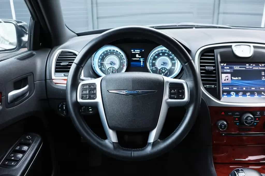 Chrysler 300C V6 Limited/ALPINE/SHZ/KAMERA/R20 11/2013-photo-23