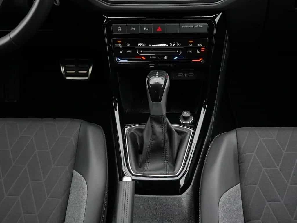 Volkswagen T-Cross 1.0 TSI Goal AHK*LED*ACC*CarPlay 05/2025-photo-6
