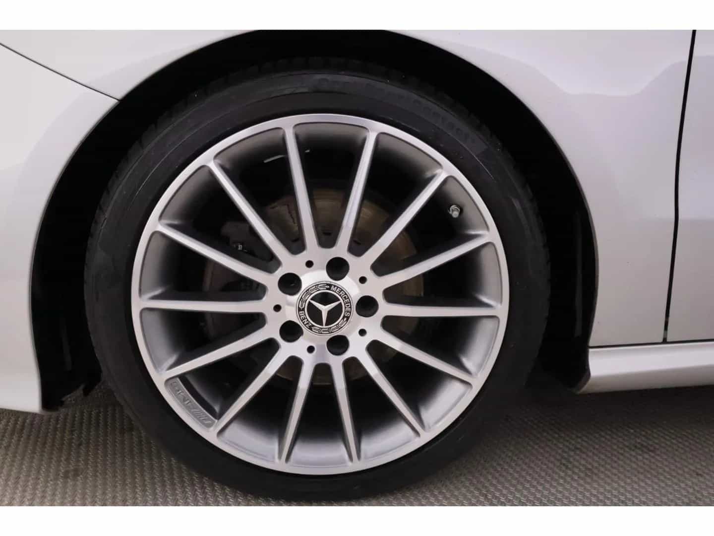 Mercedes-Benz B-Class 200 11/2018-photo-13