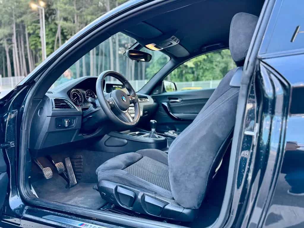 BMW M140 Special Edition - 02/2018-photo-7