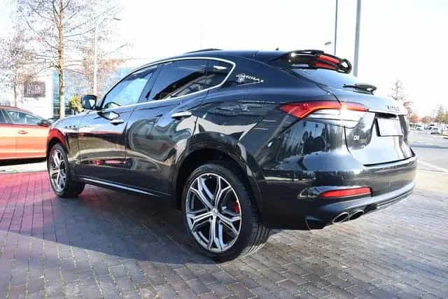 Maserati Levante Gran Sport*PANO*LUFT*CARPLAY*NAVI*21ZOLL 12/2019-photo-4