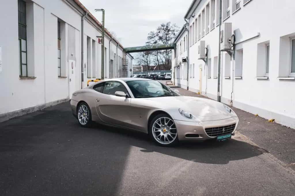 Ferrari 612 One to One *Grigio Ingrid / 1.Hand / Mwst* 04/2010-photo-1