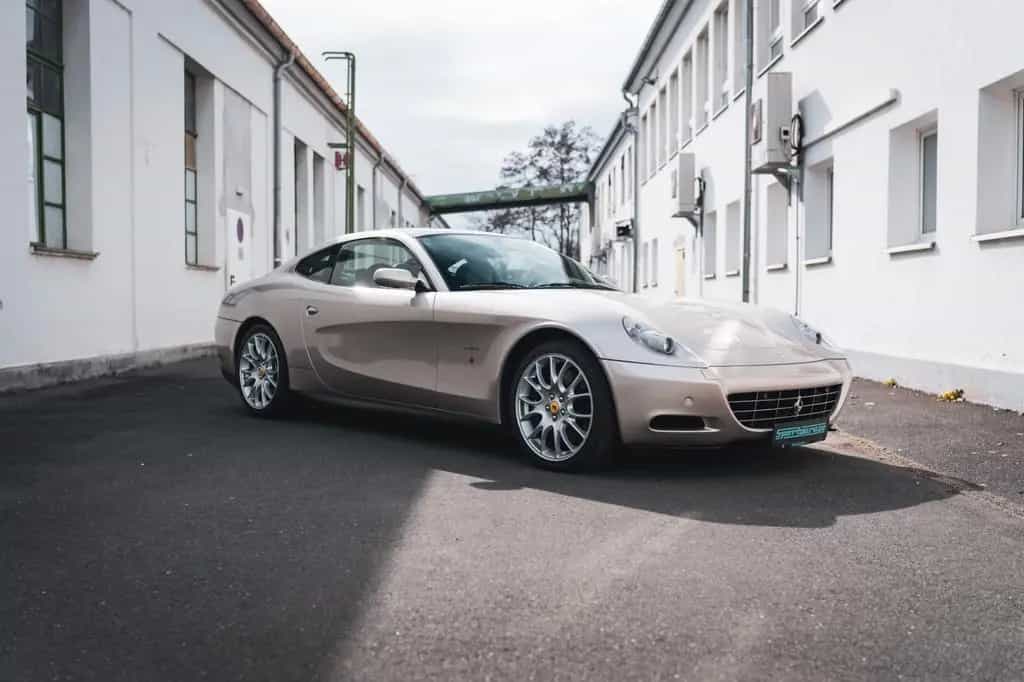 Ferrari 612 One to One *Grigio Ingrid / 1.Hand / Mwst* 04/2010-photo-3