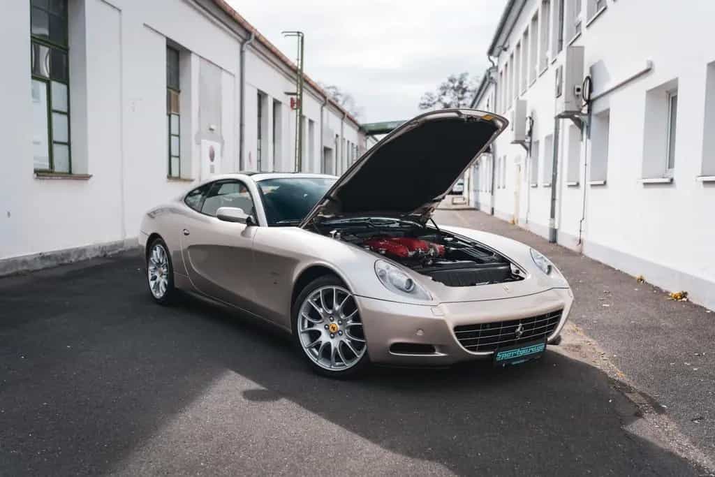 Ferrari 612 One to One *Grigio Ingrid / 1.Hand / Mwst* 04/2010-photo-33