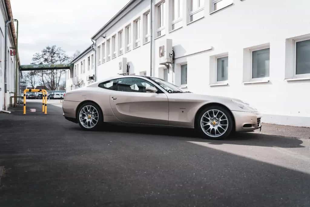 Ferrari 612 One to One *Grigio Ingrid / 1.Hand / Mwst* 04/2010-photo-4