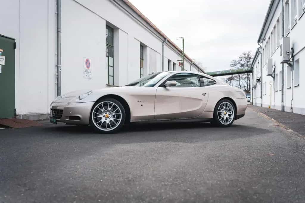 Ferrari 612 One to One *Grigio Ingrid / 1.Hand / Mwst* 04/2010-photo-7
