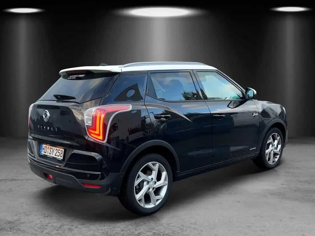 Ssangyong Tivoli Fizz 1.5 T-GDI 6AT 2WD +SHZ+LMF+PDC+NAVI 11/2022-photo-4