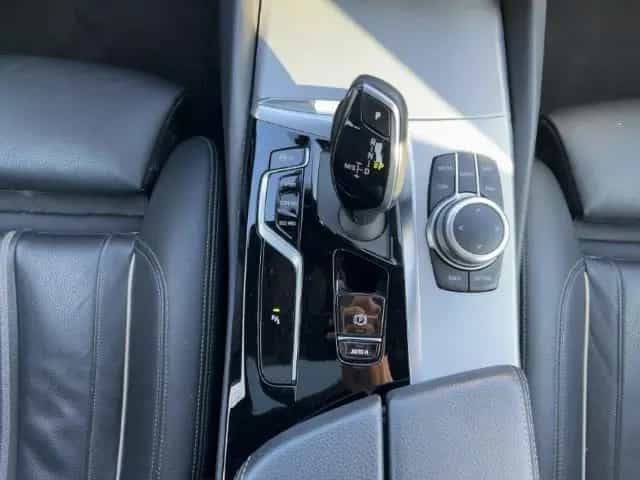 BMW 5 Series 520 d A Limo AHK Leder GSD Komfort Memory 02/2022-photo-10