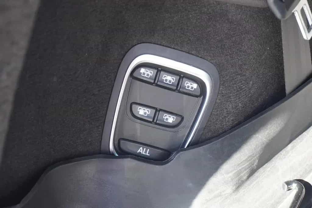 Renault Espace 1.6 dCi LED Navi Panorama 7-Sitzer PDC 05/2018-photo-30