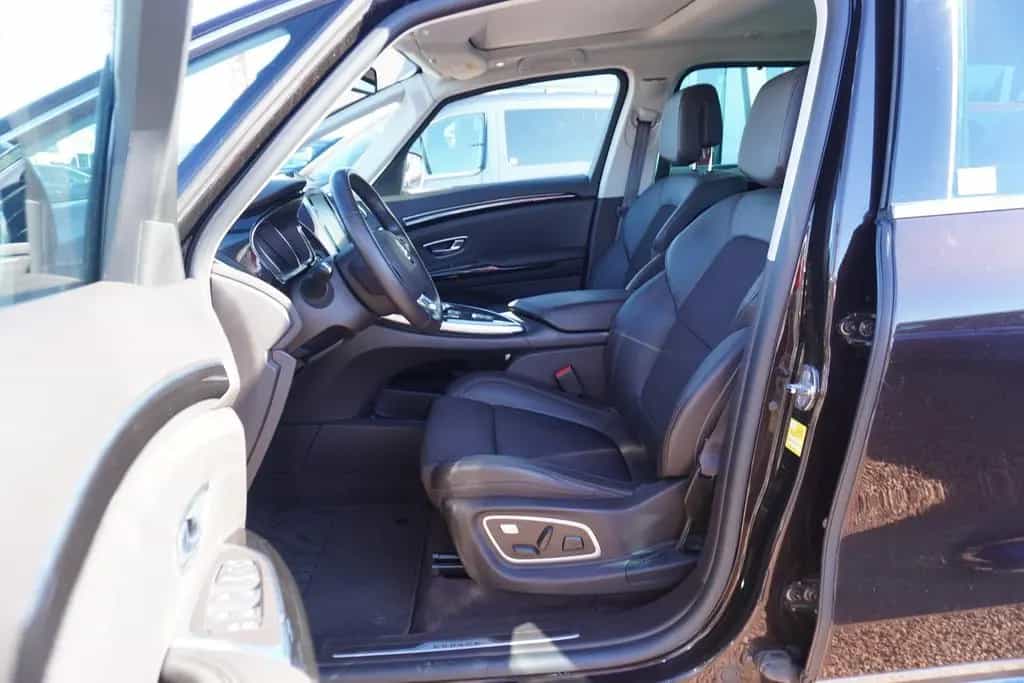 Renault Espace 1.6 dCi LED Navi Panorama 7-Sitzer PDC 05/2018-photo-8