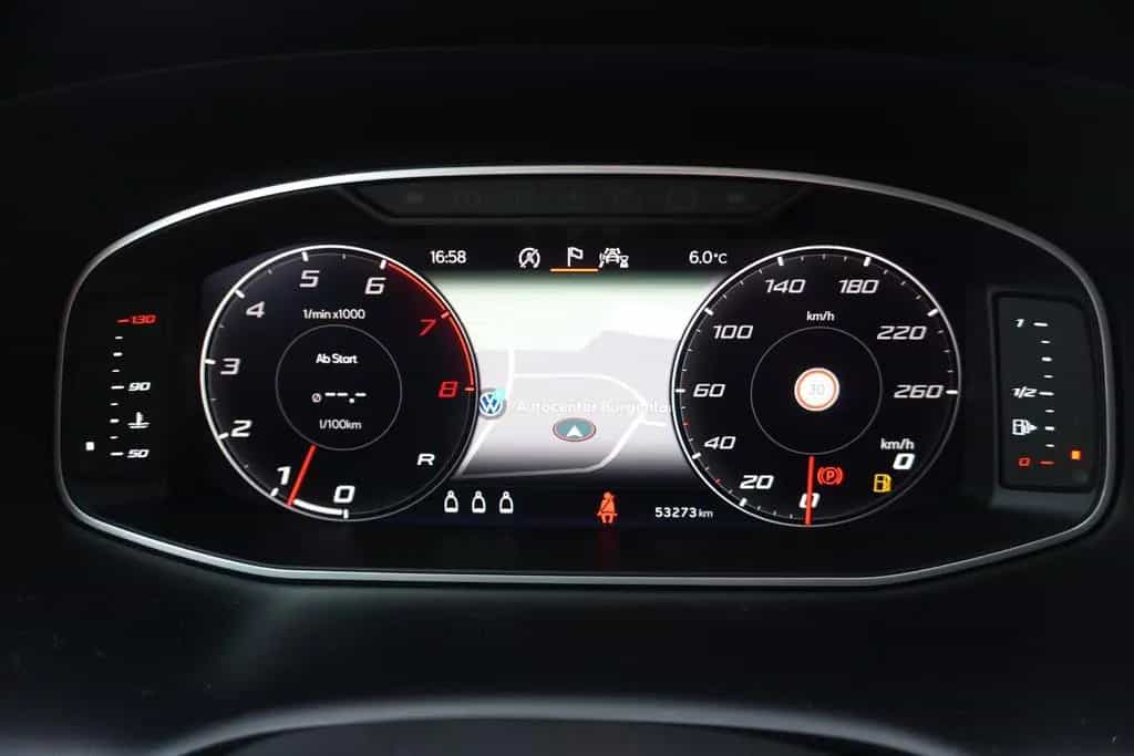 Seat Ateca 1.5 FR DSG LED Navi DAB ACC AHK PDC Kamera 06/2021-photo-18