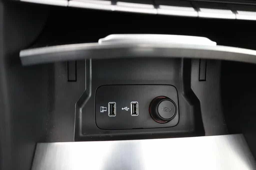 MG HS 1.5 T-GDI Luxury Aut. LED ACC Navi 360° Pano 03/2024-photo-13