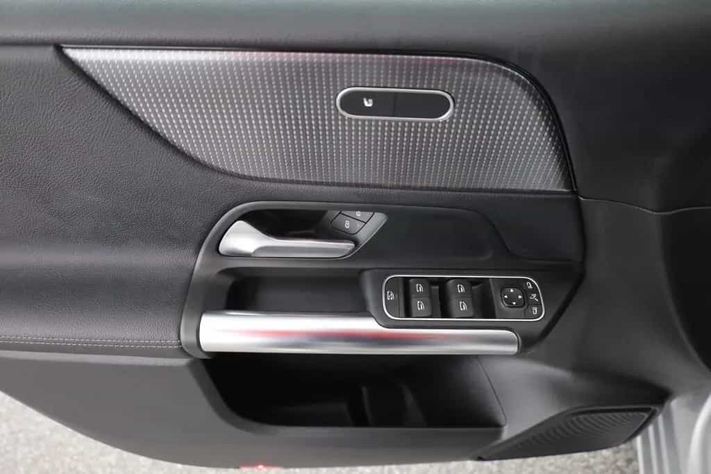 Mercedes-Benz B 220 B220 4Matic Progressive Widescreen AHK LED Navi 04/2019-photo-19