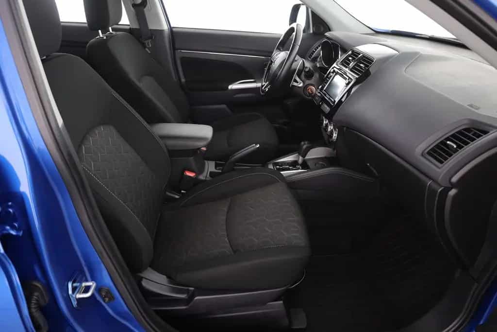 Mitsubishi ASX 2.0 MIVEC CVT Intro Edition LED Navi AHK PDC 03/2020-photo-20