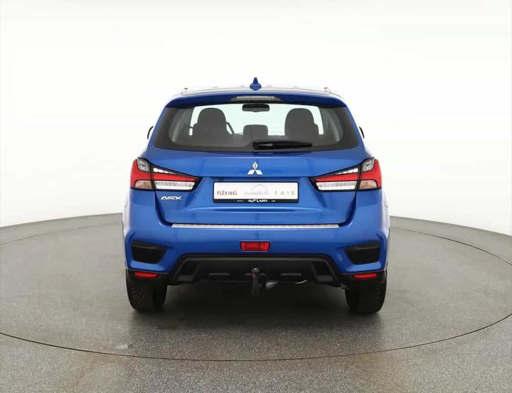 Mitsubishi ASX 2.0 MIVEC CVT Intro Edition LED Navi AHK PDC 03/2020-photo-3