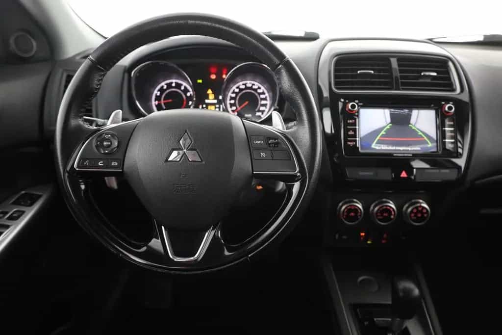 Mitsubishi ASX 2.0 MIVEC CVT Intro Edition LED Navi AHK PDC 03/2020-photo-9