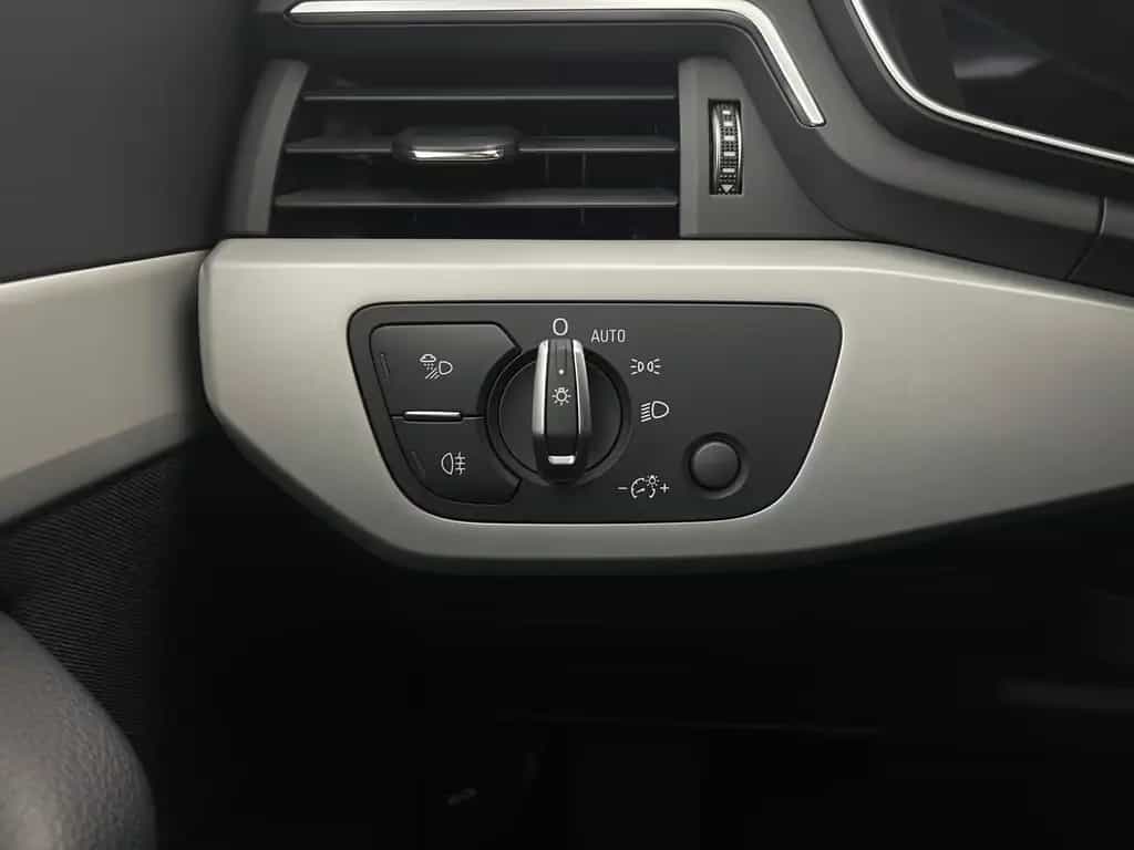 Audi A4 40 TDI advanced  LED*VIRT*KESSY*PARK*KAM* 08/2021-photo-16