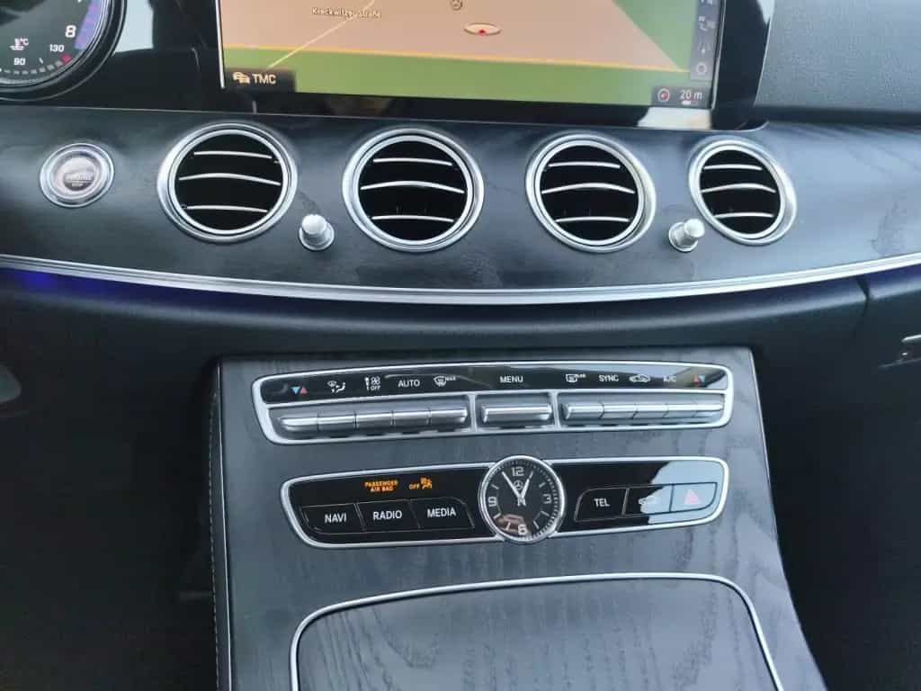 Mercedes-Benz E-Class 200 T AVANTGARDE|LED|NAVI|MBUX|SHZ|KAM 01/2019-photo-11